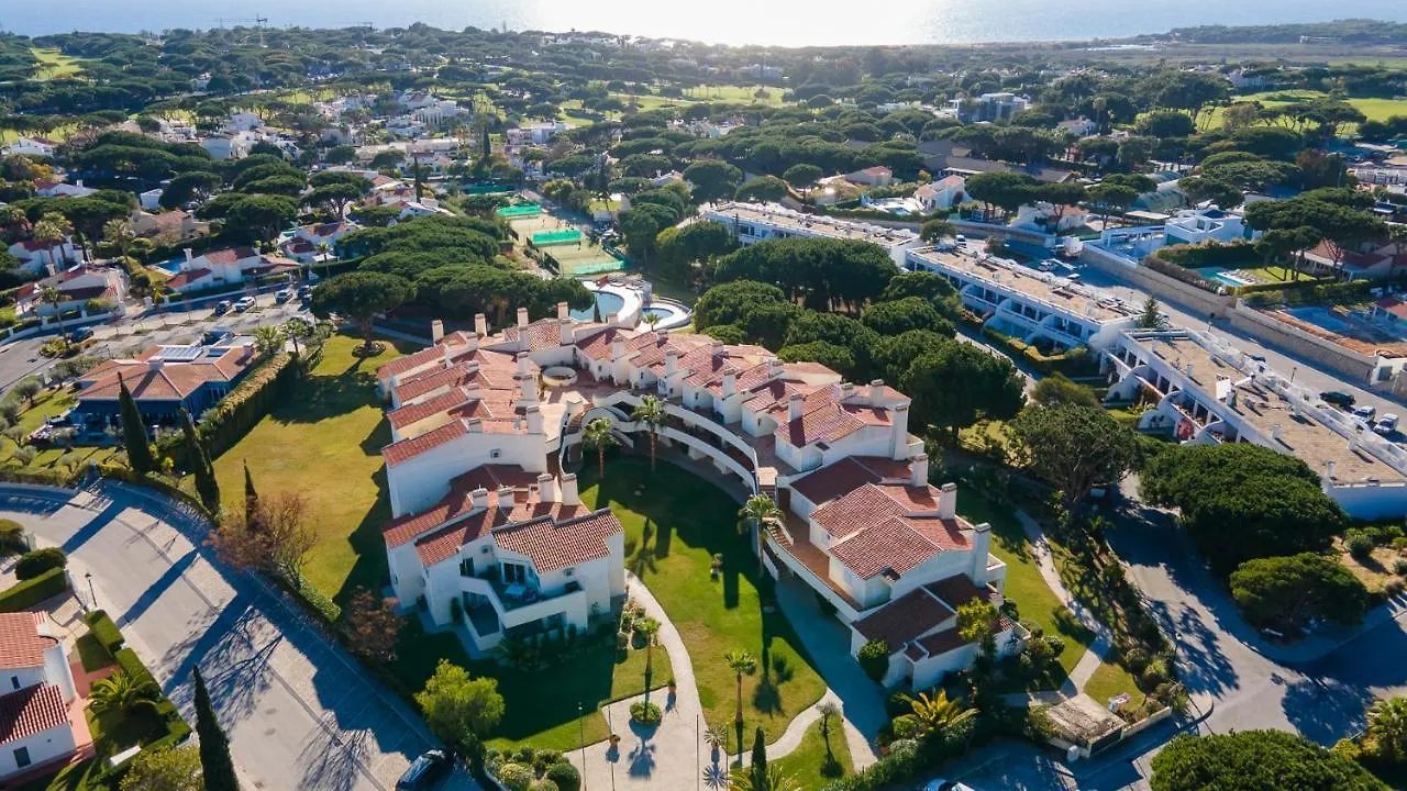 Vale Do Lobo New Luxury 2 Bedroom Apartment Jardins Do Golf At Urbanization Quadradinhos Almancil 0*,  Portugália